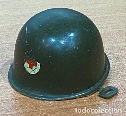 Madelman: MADELMAN ORIGINAL. CASCO DEL SOCORRISTA DE CAMPA&Ntilde;A DE 1&ordf; ETAPA.