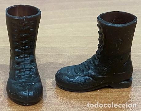 Madelman: MADELMAN ORIGINAL. PAR DE BOTAS MARRONES DE 1&ordf; ETAPA.