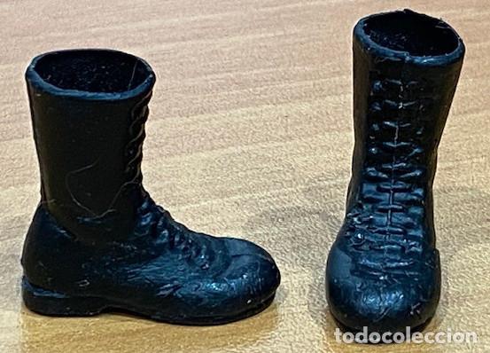 Madelman: MADELMAN ORIGINAL. PAR DE BOTAS NEGRAS DE 1&ordf; ETAPA DE LOS POLARES.