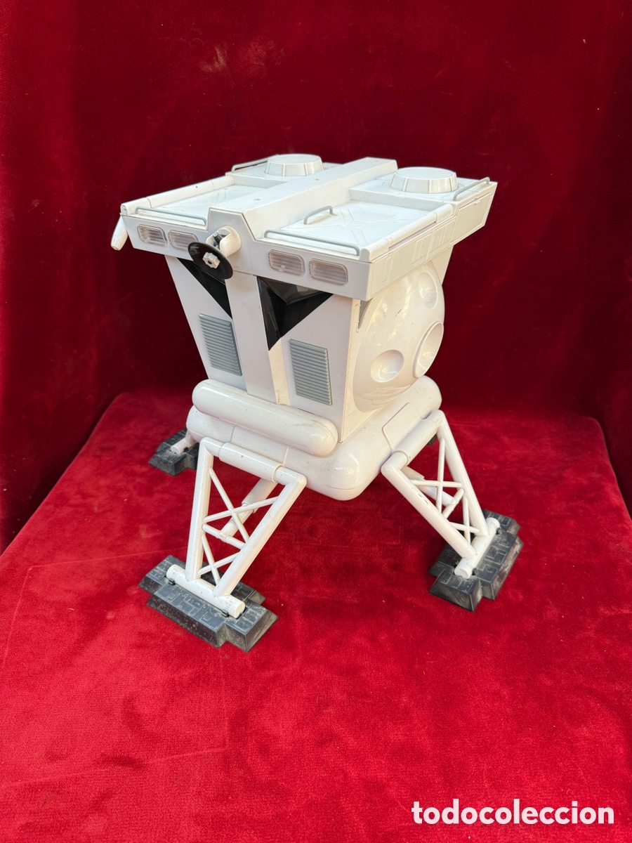 Madelman: Antiguo juguete de Madelman,Lanzadera Espacial!80 s