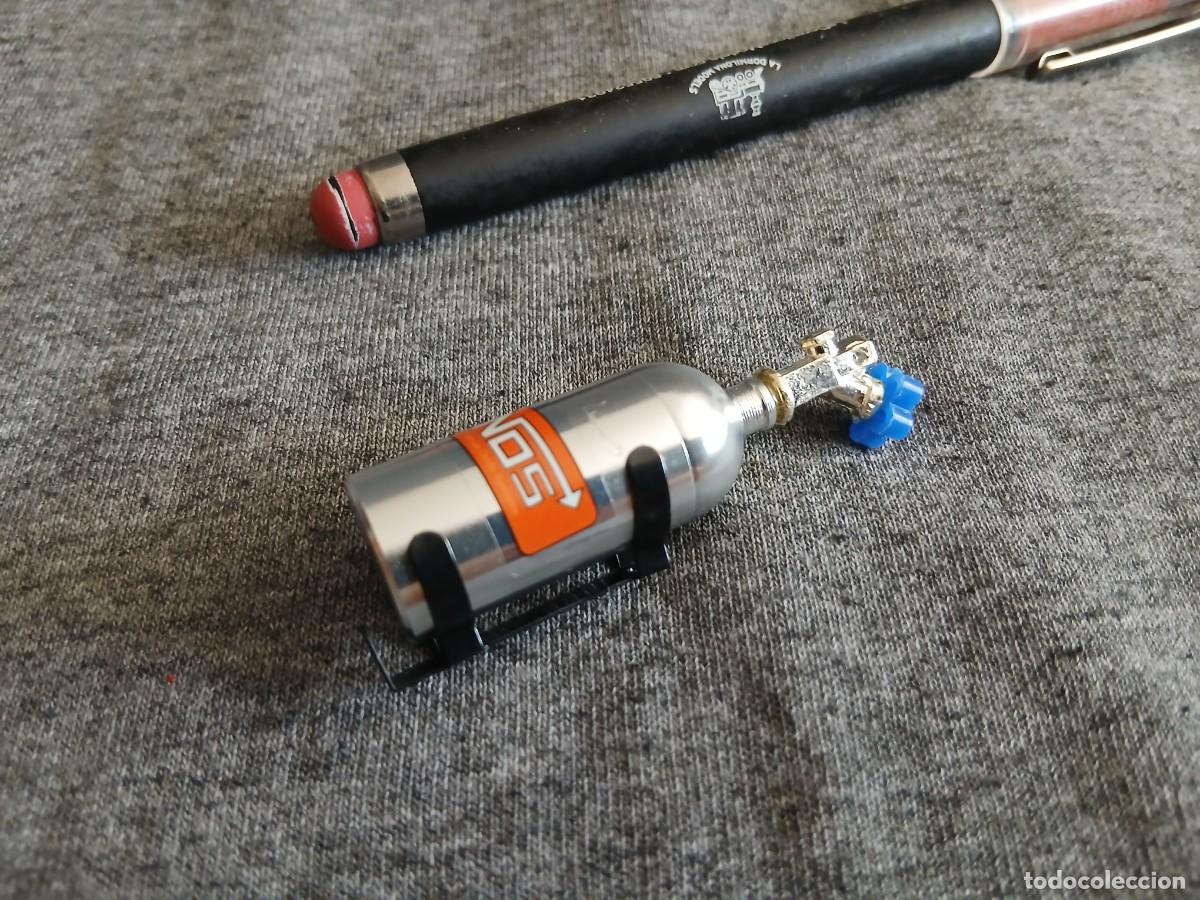 Madelman: extintor con soporte escala madelman n&ordm;4 o para coches radio control