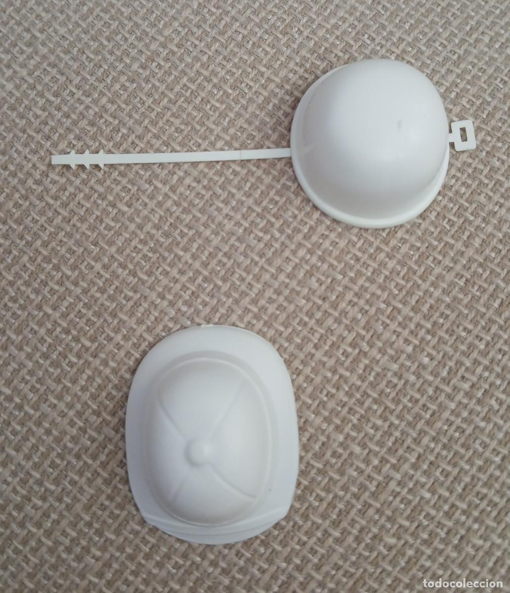 Cascos y salacot reinyectados Madelman