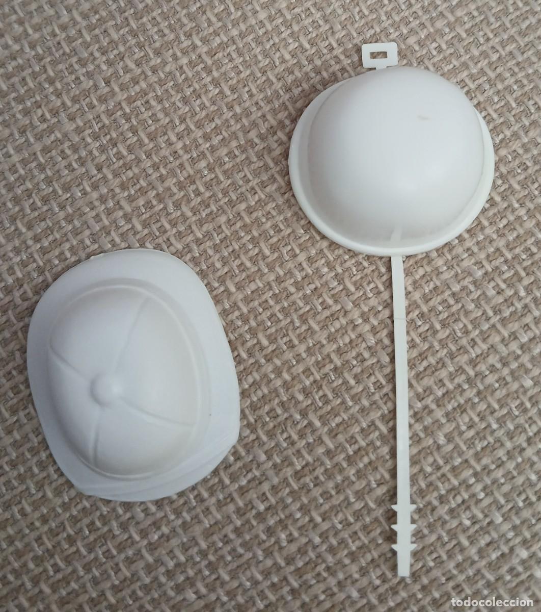 Madelman: Cascos y salacot reinyectados Madelman - Foto 4