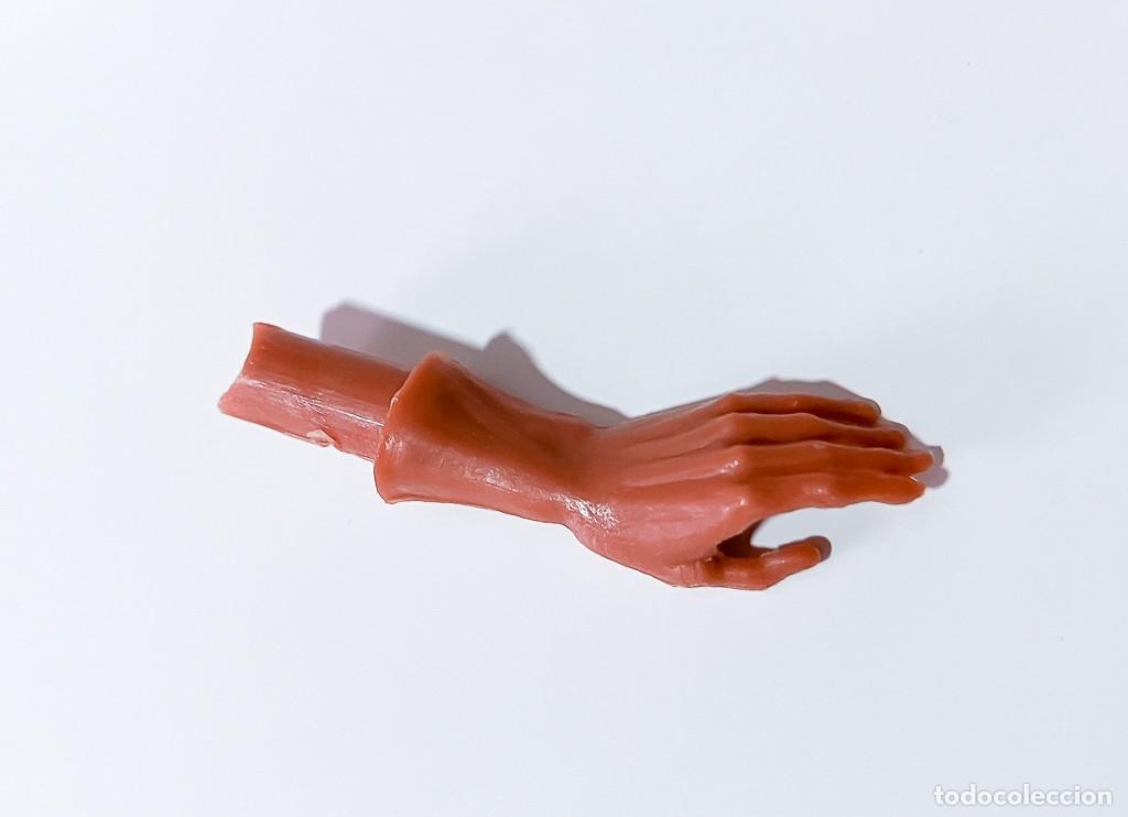 Madelman: MANO IZQUIERDA RAZA INDIA, ORIGINAL MADELMAN 2&ordf; GENERACI&Oacute;N, A&Ntilde;OS 70-80