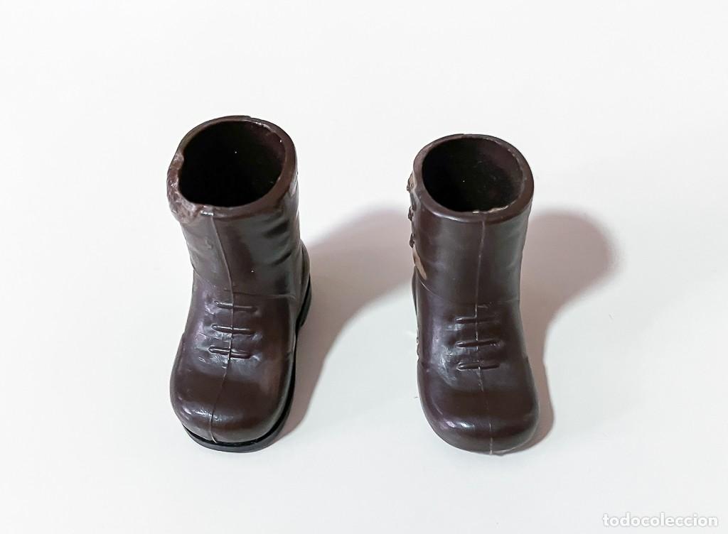 Madelman: BOTAS MARRONES OSCURAS, ORIGINAL MADELMAN 2&ordf; GENERACION