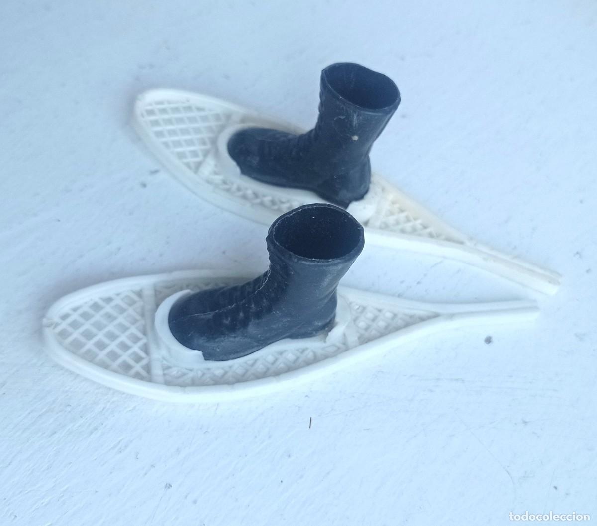 Madelman: RAQUETAS+ BOTAS de la serie polar madelman ORIGINALES (5)