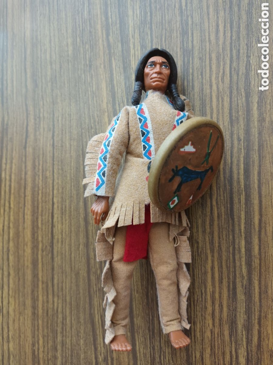 Madelman: MADELMAN ORIGINAL. JEFE INDIO CON ESCUDO. BIEN CONSERVADO