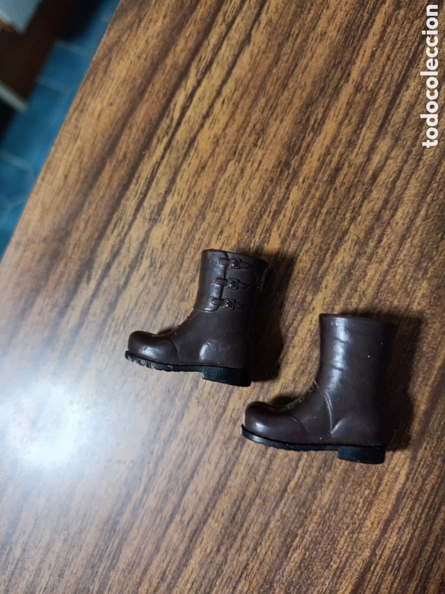 Madelman: MADELMAN ORIGINAL. BOTAS MARRONES 2 GENERACI&Oacute;N. TAL Y COMO ESTAN EN LAS FOTOS.