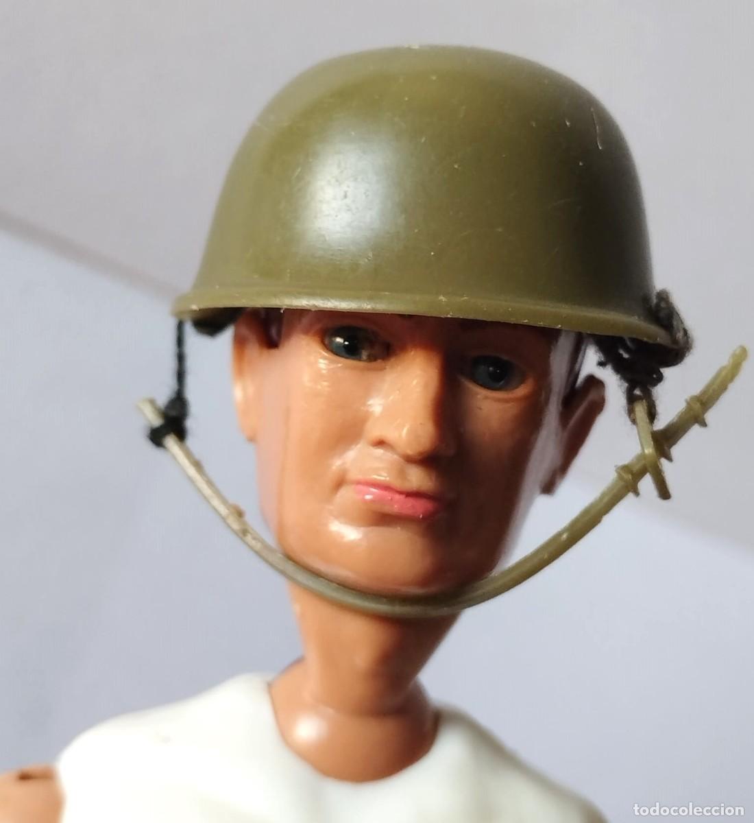 Madelman: CASCO con BARBUQUEJO de la serie militar madelman 1&ordf; GENERACI&Oacute;N (12)