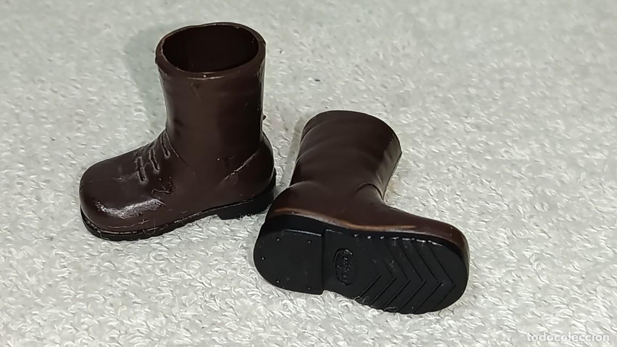 Madelman: MADELMAN : ANTIGUAS BOTAS MARRONES SERIE OESTE MILITAR 2&ordf; GENERACION A&Ntilde;OS 80