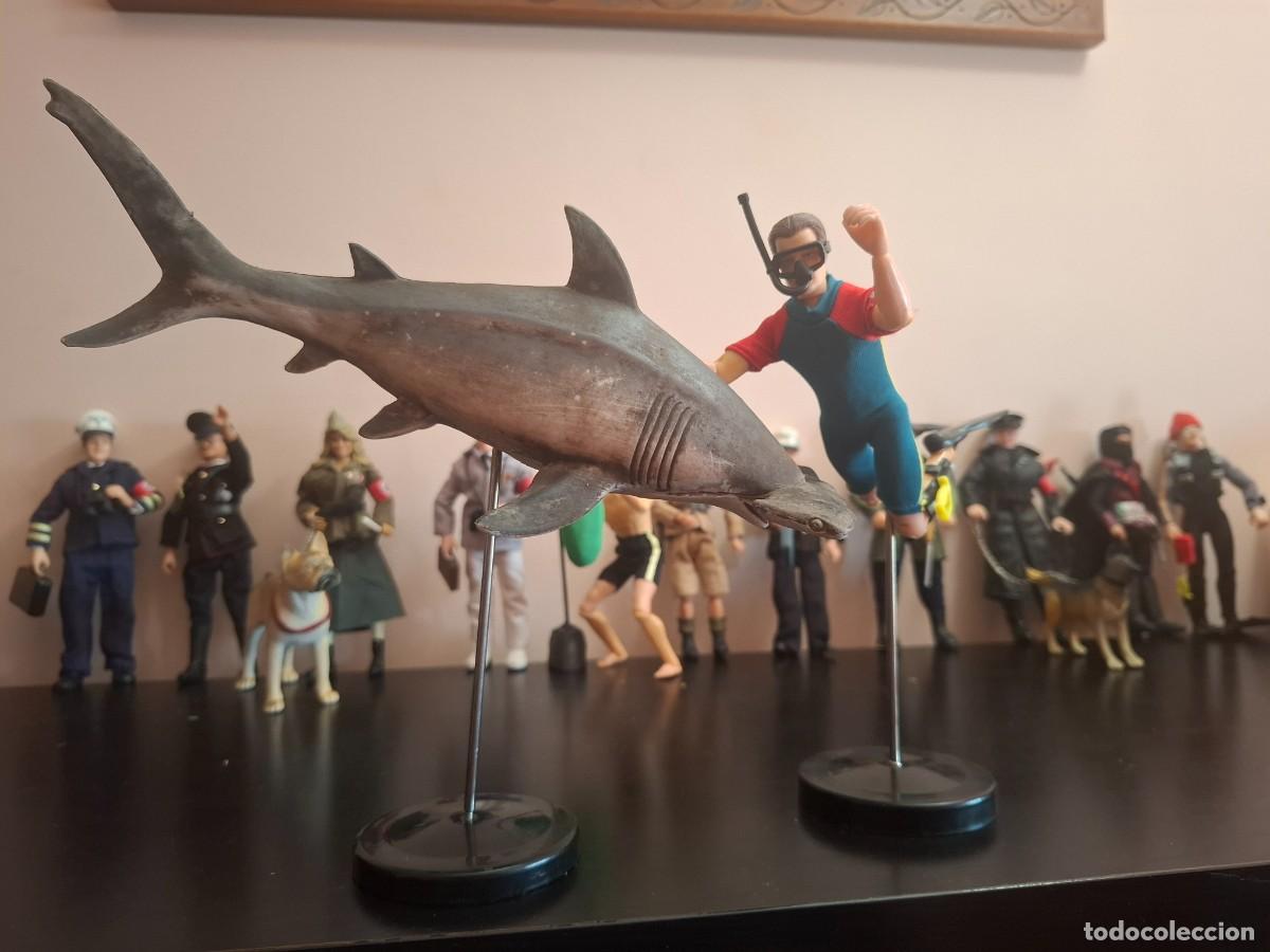 Madelman: Madelman MDE submarinista buzo hombre rana, con tibur&oacute;n martillo de regalo