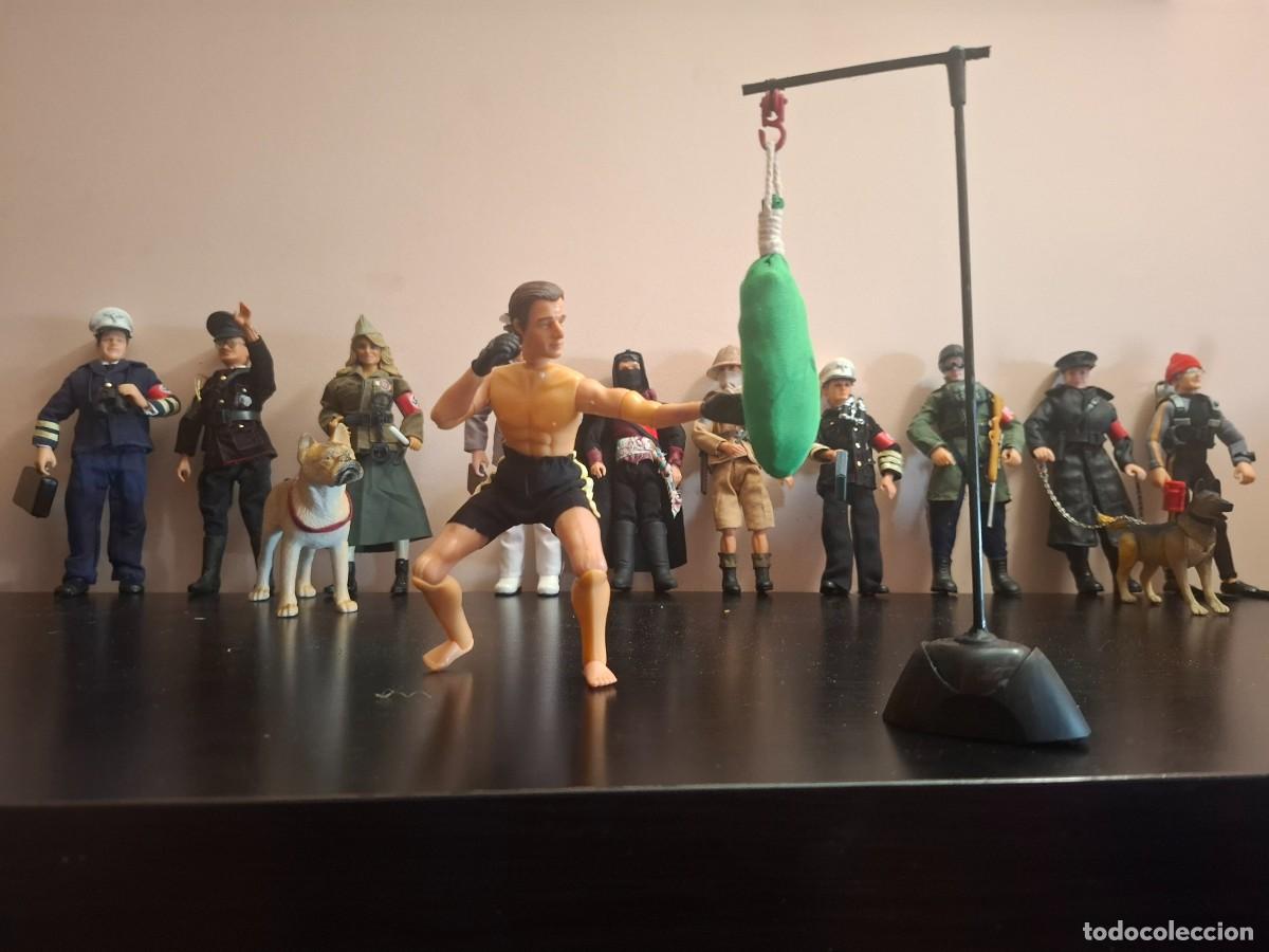 Madelman: Madelman MDE serie deportes luchador UFC con saco de entrenamiento Ilia Toporia Conor McGregor