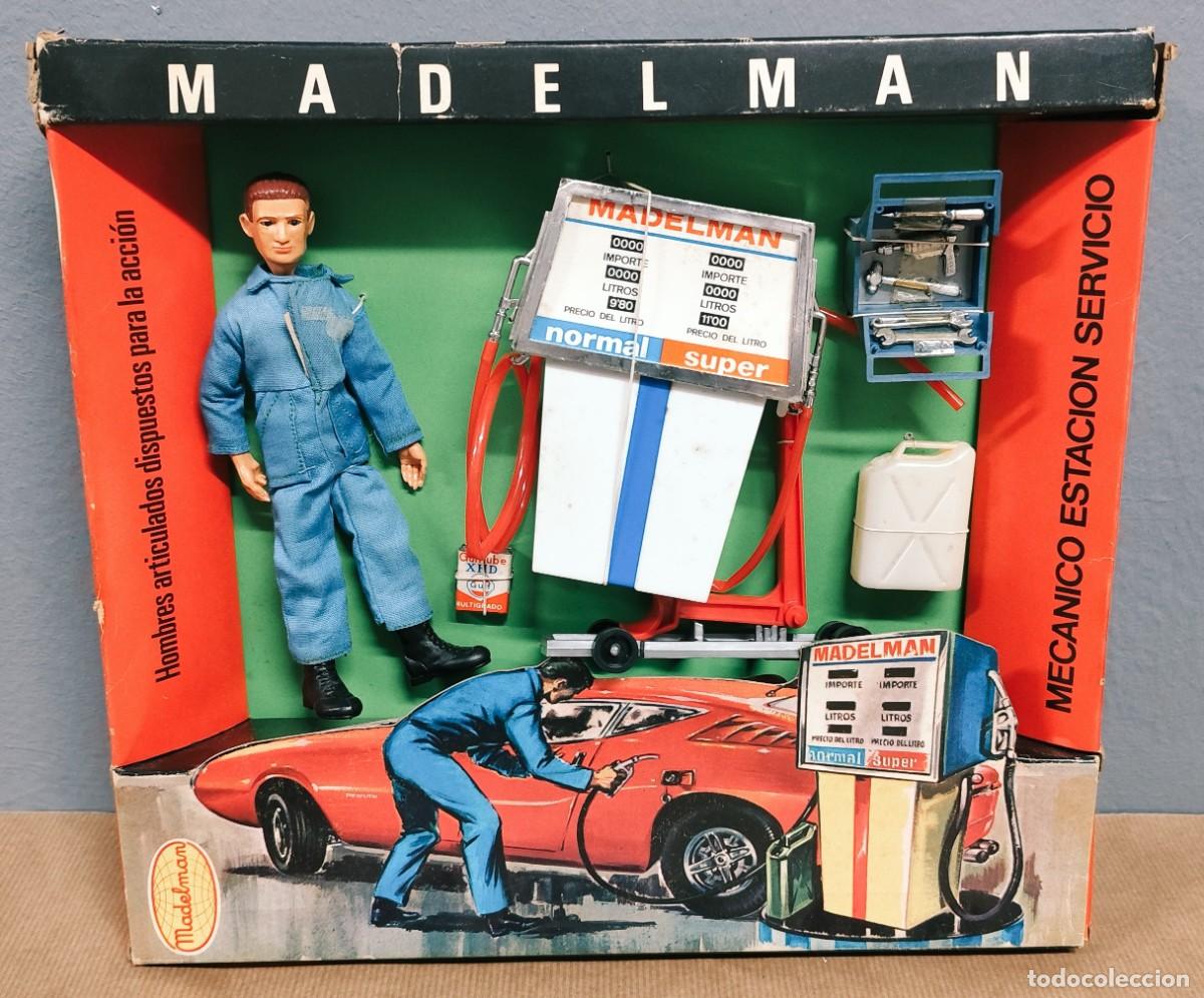 Madelman: Madelman mec&aacute;nico estaci&oacute;n servicio, original, a&ntilde;os 70 Ref: 110