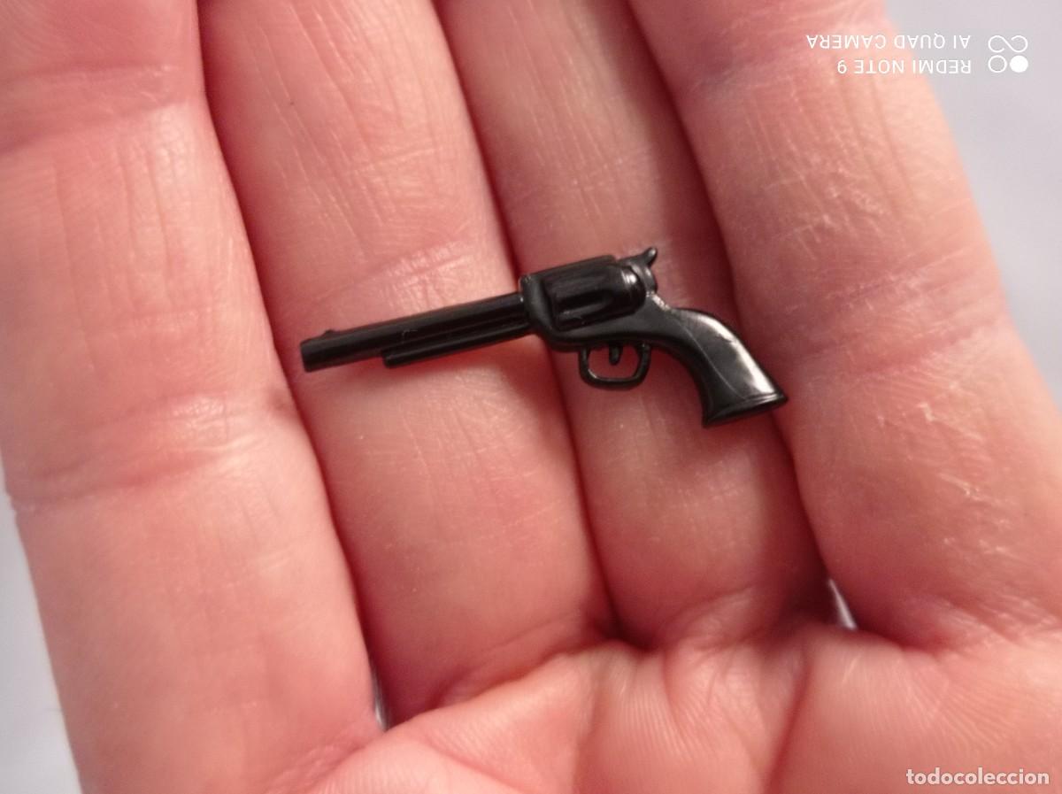 Madelman: REVOLVER COLT NEGRO MADELMAN ideal para customizar o completar original (9)