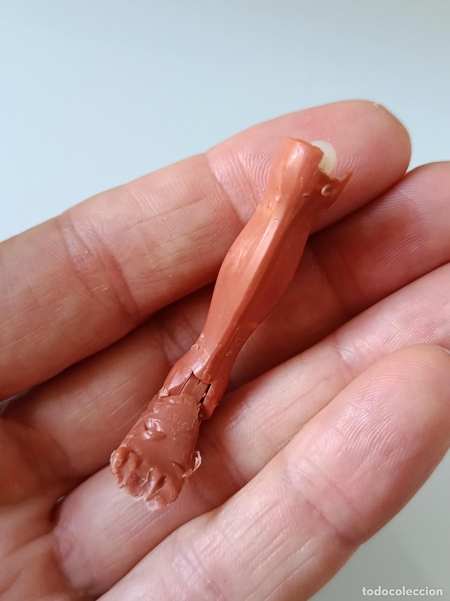Madelman: TIBIA CON PIE del Maniqu&iacute; MADELMAN de INDIO de la 2&ordf; GENERACI&Oacute;N (8)