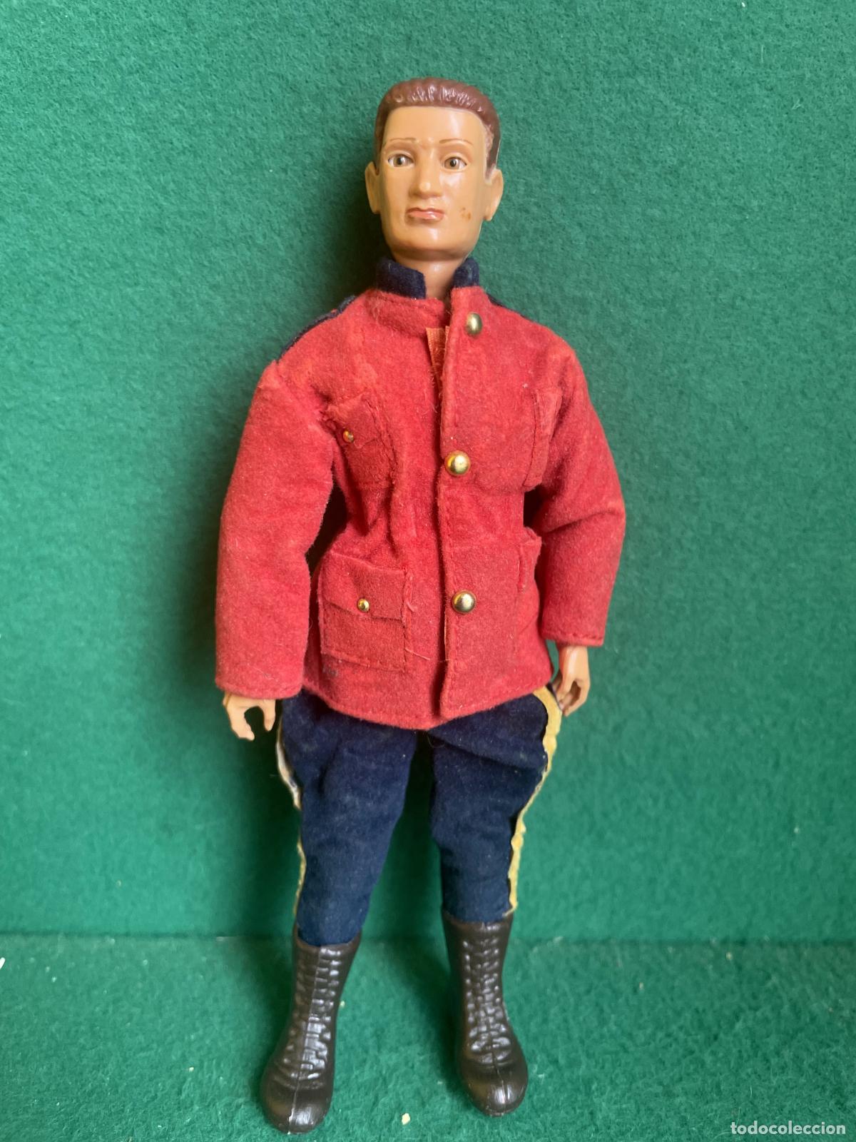 Madelman: MADELMAN ORIGINAL 1&ordf; - POLIC&Iacute;A MONTADA CANAD&Aacute; - BUEN&Iacute;SIMO ESTADO