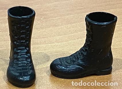 Madelman: MADELMAN ORIGINAL. PAR DE BOTAS NEGRAS DE 1&ordf; ETAPA.