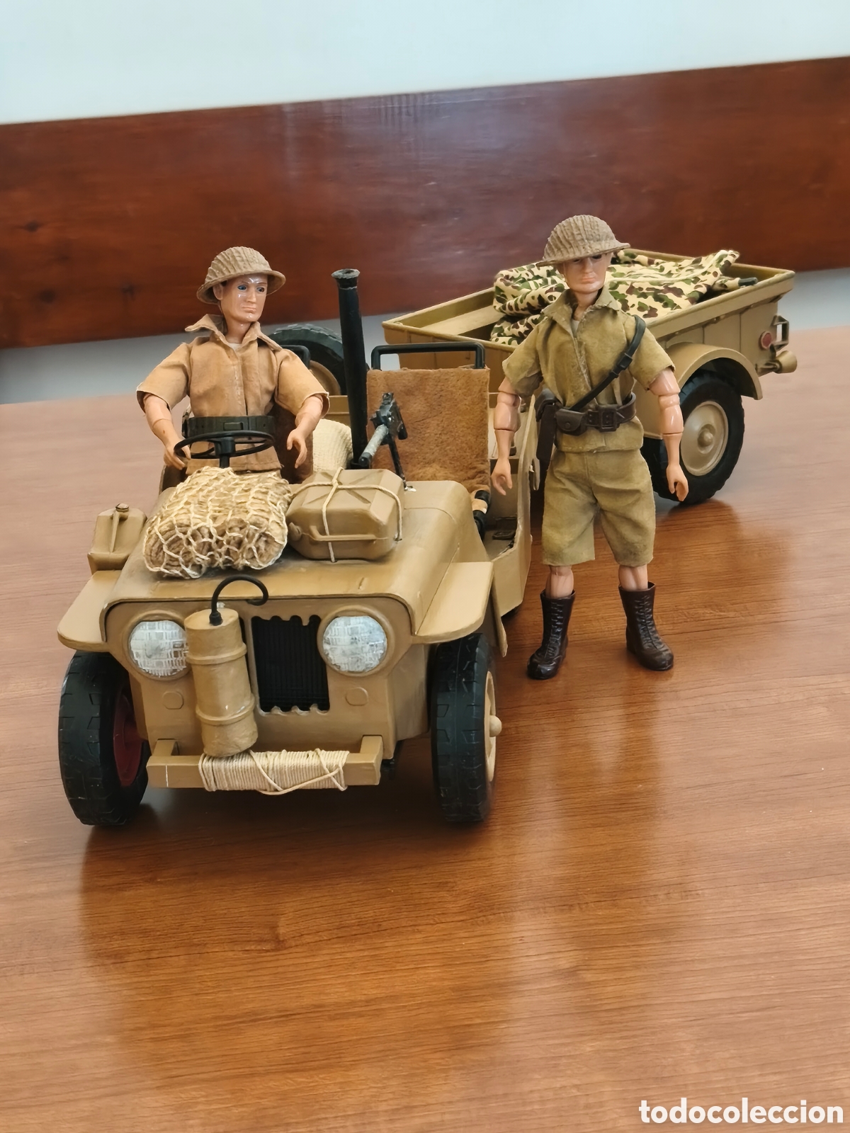 Madelman: Jeep SAS Brit&aacute;nico Custom Madelman + 2 soldados
