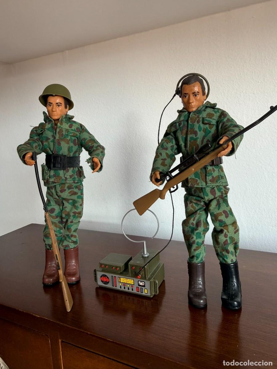 Madelman: Pareja de Madelmanes militares con uniformes de camuflaje y accesorios
