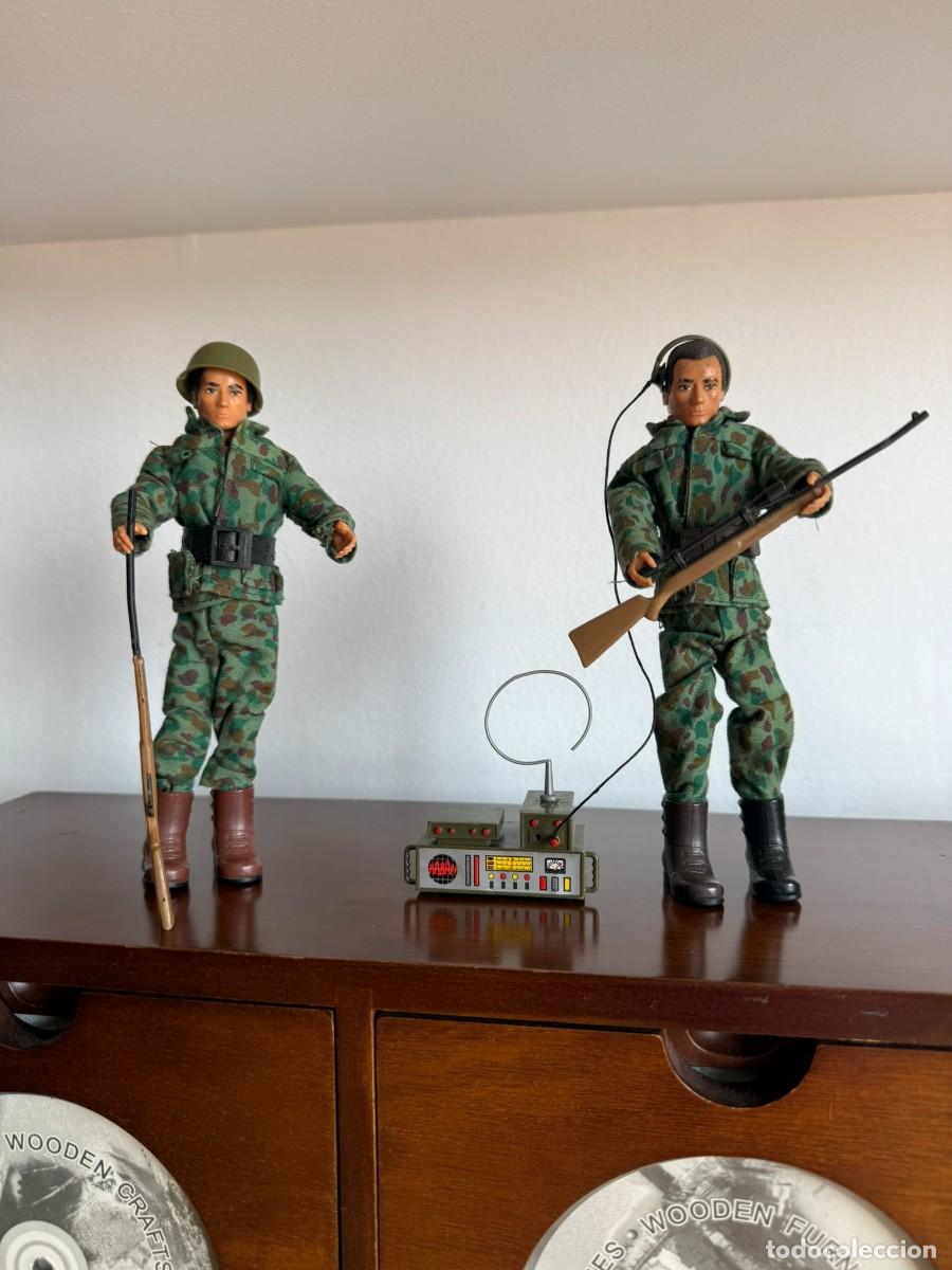 Madelman: Pareja de Madelmanes militares con uniformes de camuflaje y accesorios