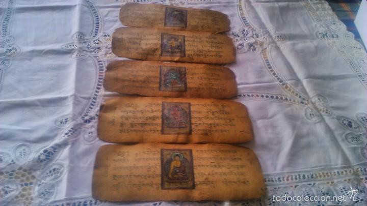 Manuscritos antigos: Libro formato pothi apaisado con dibujos a color,papel de arroz grueso,sanscrito.5 hojas,leer por fa