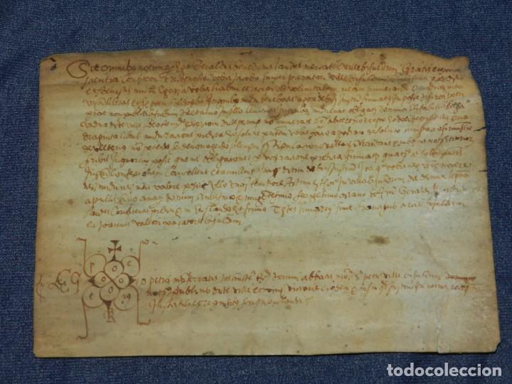 Ancient Manuscripts: (M) ANTIGUO PERGAMINO A&Ntilde;O 1568 VILLA DE BISULDUNUM - BESAL&Uacute; - 19,5X14CM. ORIGINAL DE LA &Egrave;POCA