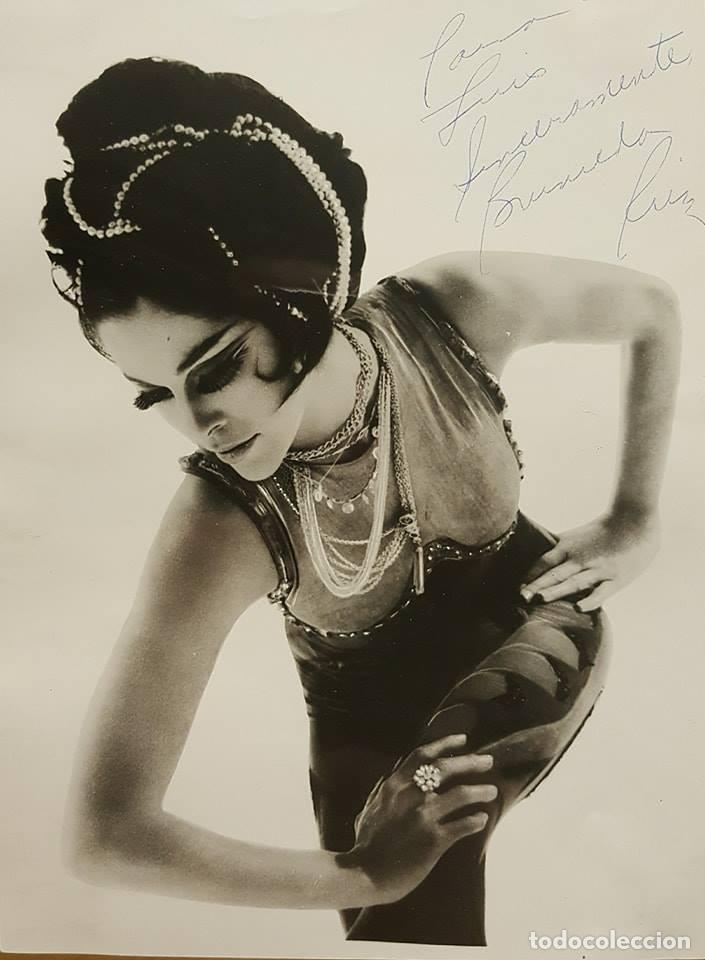 Manuscritos antiguos: AUT&Oacute;GRAFO BRUNILDA RUIZ (1937-2019) - Foto 1