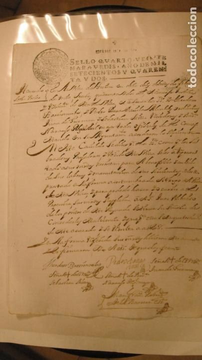 Manuscritos antiguos: DOCUMENTO PAPEL TIMBRADO SELLO 4&ordm; 20 MARAVEDIS,A&Ntilde;O DE 1742 - Foto 1