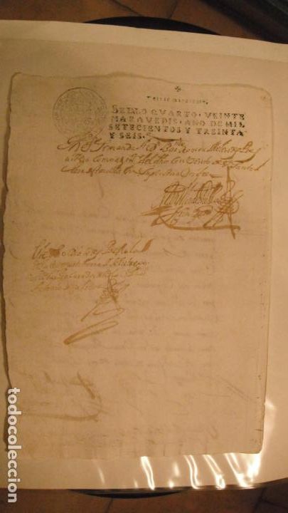 Manuscritos antiguos: DOCUMENTO PAPEL TIMBRADO SELLO 4&ordm; 20 MARAVEDIS A&Ntilde;O DE 1736 - Foto 1