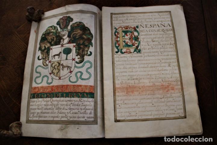 Manuscritos antiguos: DOCUMENTO-CERTIFICADO DE ARMAS DE LAS CASAS Y APELLIDOS DE LAS ROZAS Y CAXIGAL.SIGLO XVII