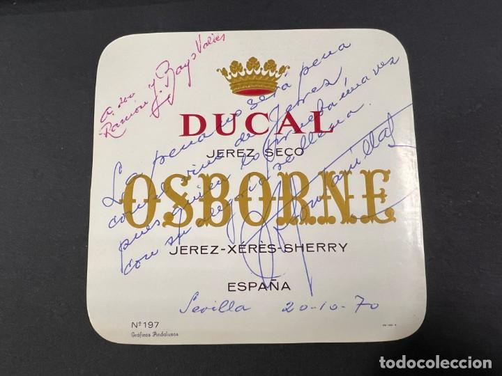 Manuscrits anciens: ETIQUETA CON FIRMA Y DEDICATORIA DEL ESCRITOR Y POETA DE ALFONSO FONTANILLAS. 1970