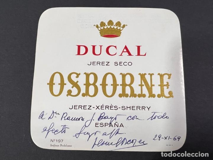 Manuscrits anciens: ETIQUETA FIRMADA Y DEDICADA POR EL DOCTOR JESUS GARCIA ORCOYEN. DIRECTOR GENERAL DE SANIDAD