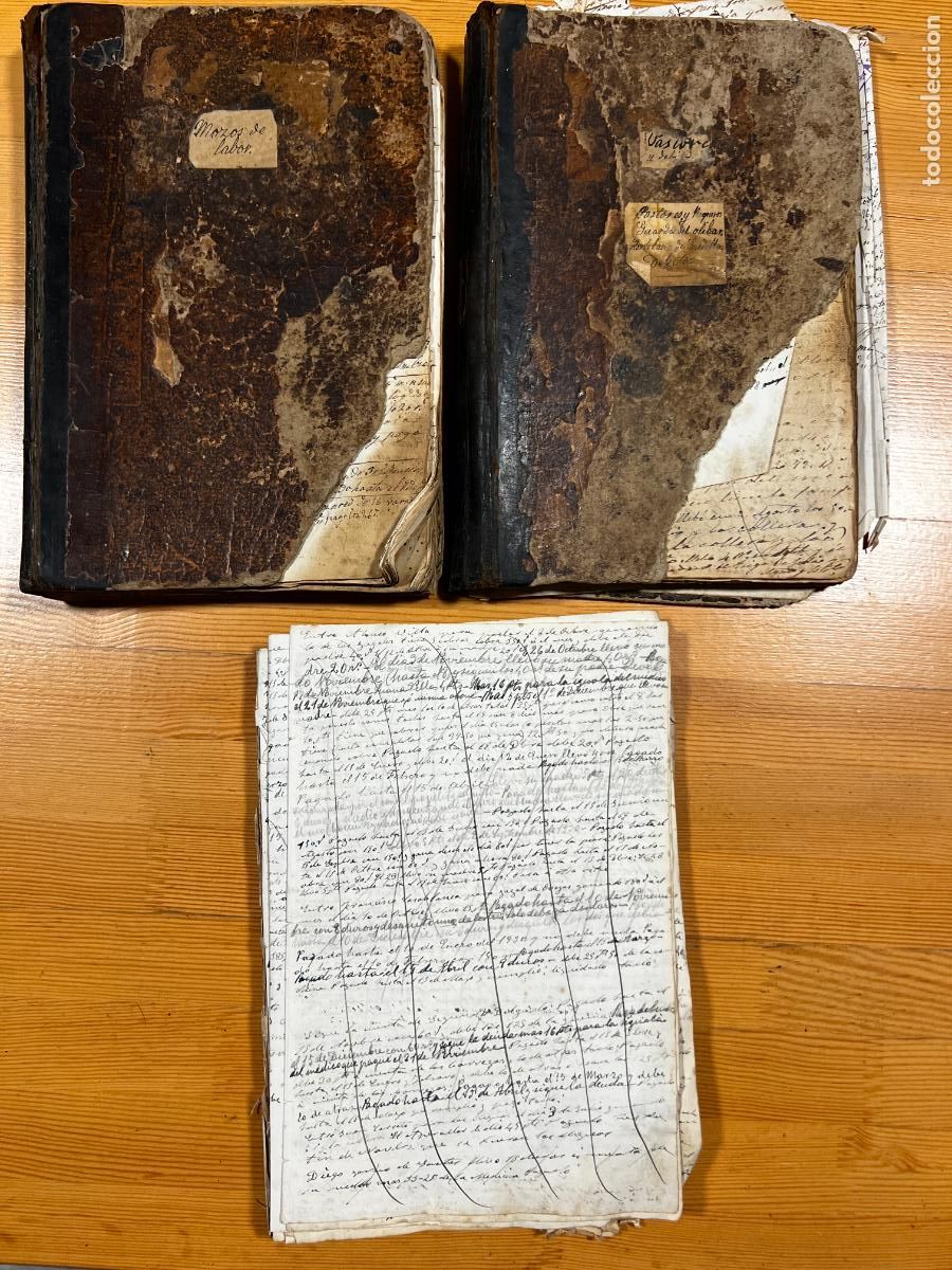 Manuscritos antiguos: libros de cuentas, Lob&oacute;n , Badajoz , - Foto 1