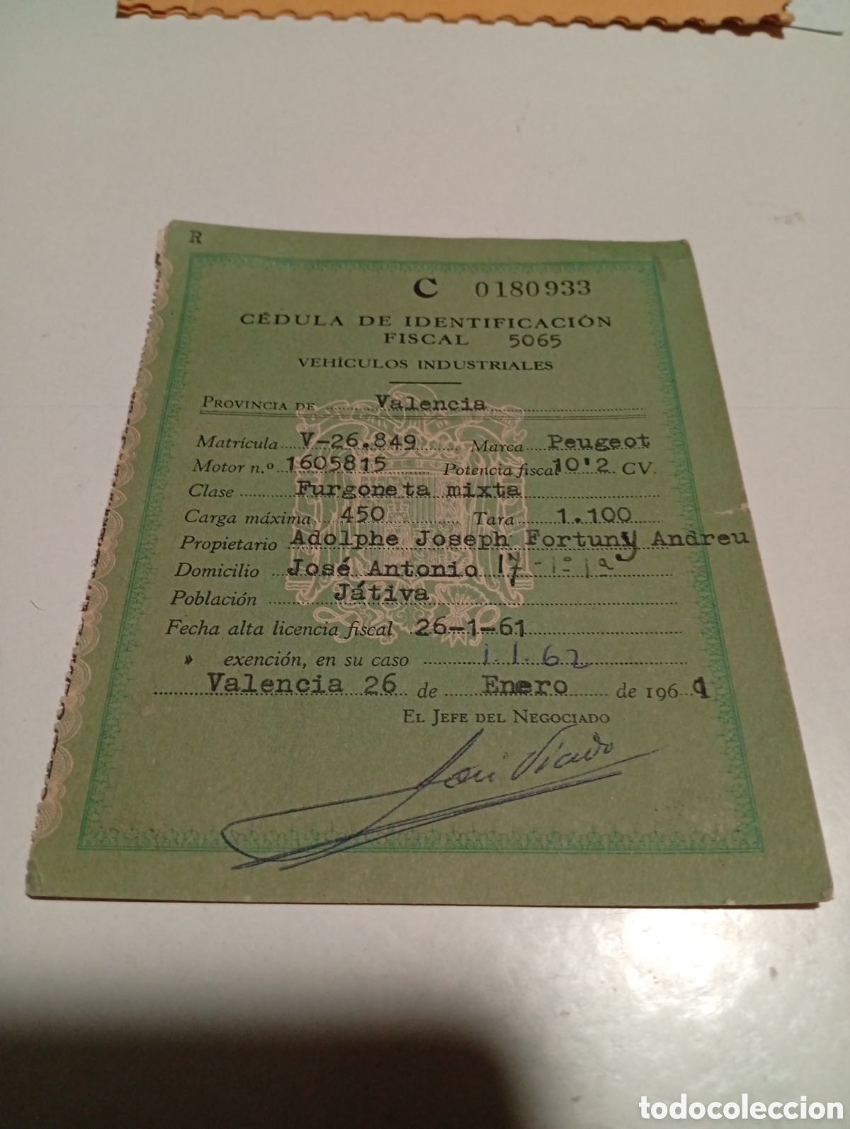 Manuscritos antiguos: C&eacute;dula de identificaci&oacute;n fiscal, veh&iacute;culos industriales, Peugeot 1961