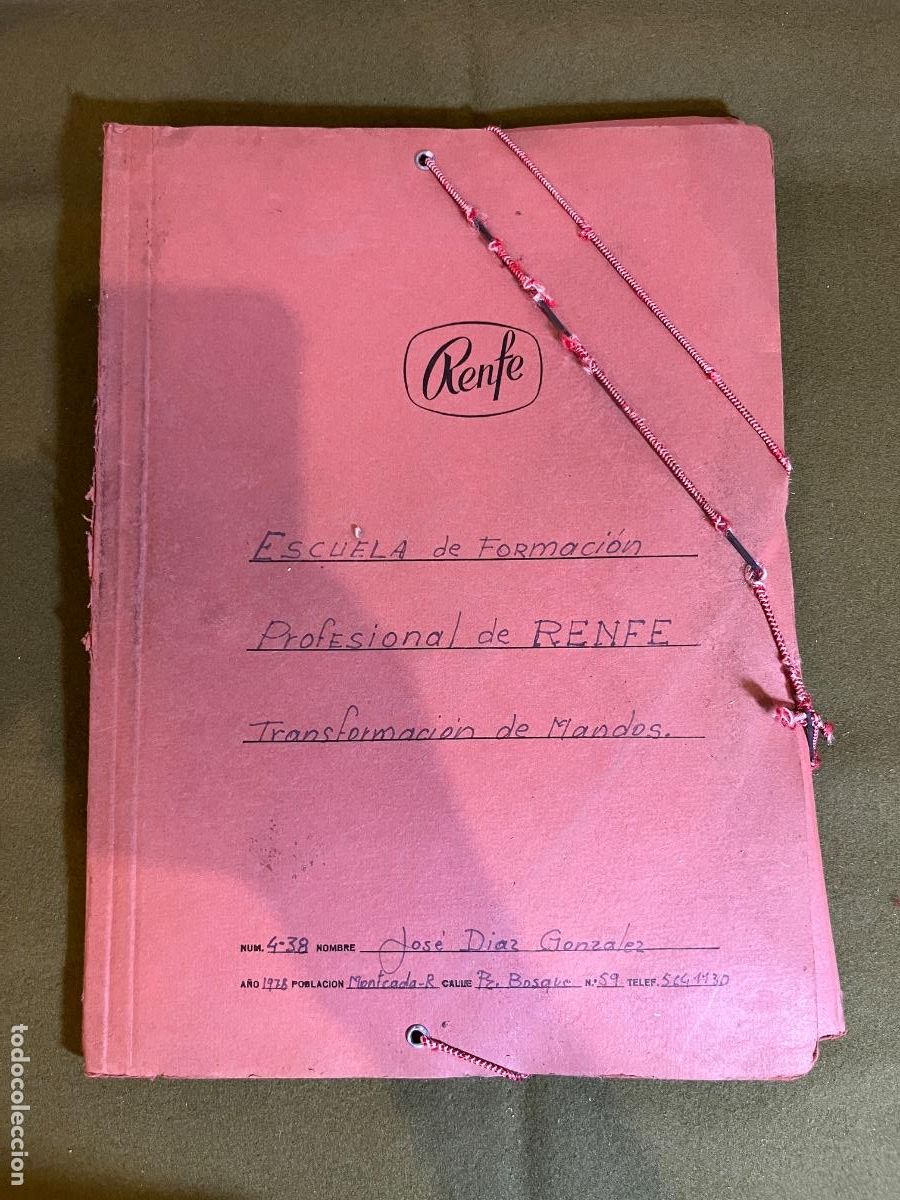 Manuscrits anciens: Carpeta Escuela de Formaci&oacute;n Profesional RENFE 1978 Montcada i Reixac Programa de Subencargados apun