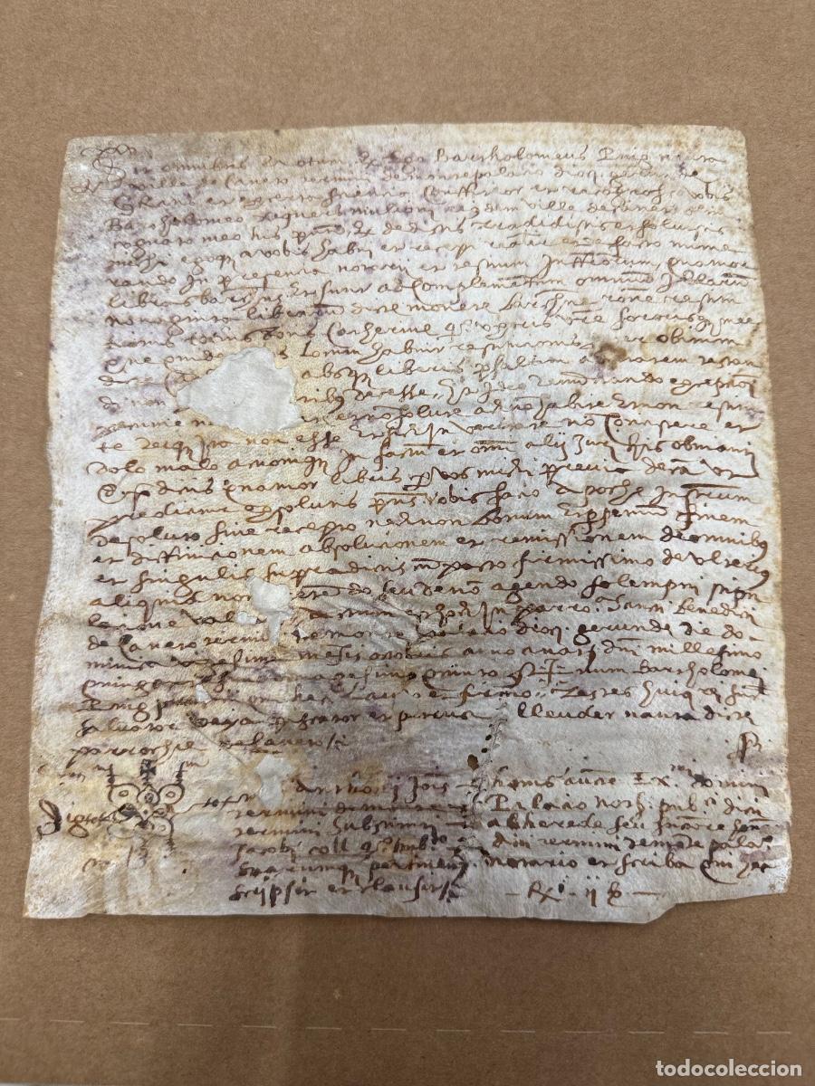 Manuscritos antiguos: Antiguo pergamino manuscrito, en piel. Circa 1500? Mide unos 21x19cms. Ver fotos