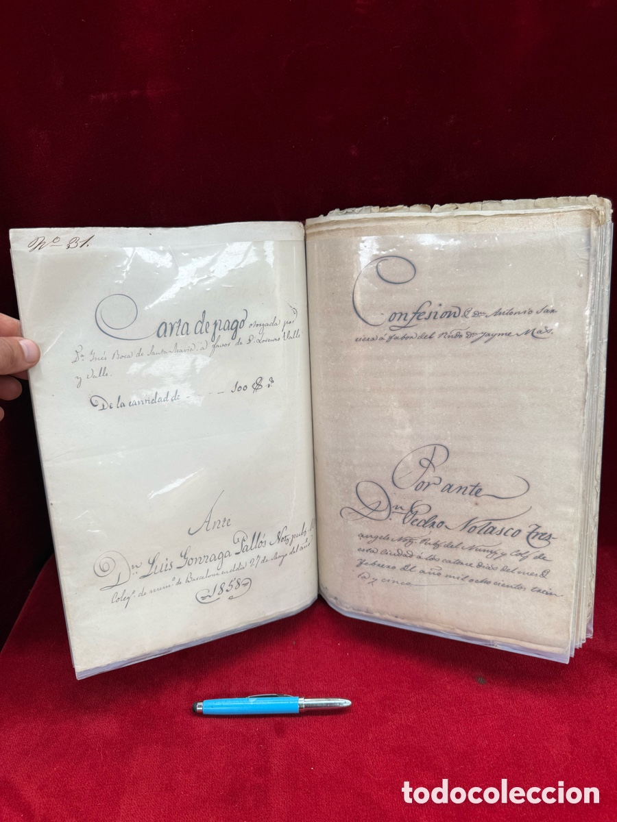 Manuscritos antiguos: Album con gran cantidad de escrituras,sig XVI-XX