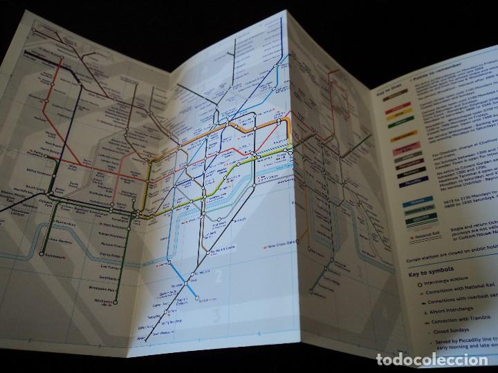 Mapas contempor&aacute;neos: cuatriptico,TUBE MAP MAPA DE LA RED DE METRO DE LONDRES 2004 INTACTO - Foto 3