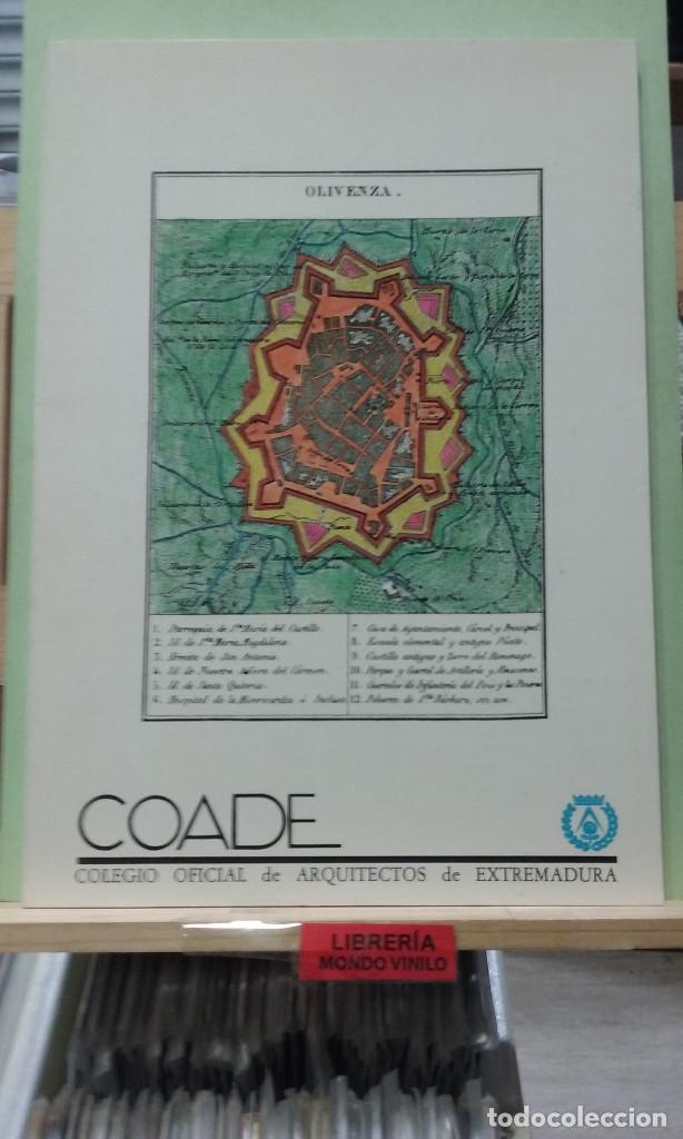Contemporary maps: Carpeta con 28 l&aacute;minas, planos de ciudades de Extremadura