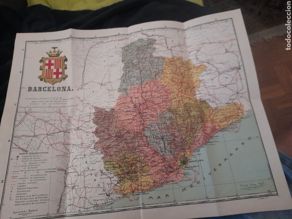 Mappe contemporanee: Antiguo mapa de Barcelona, grabado por J. Soler, mide 45x36,5 cm, entelado