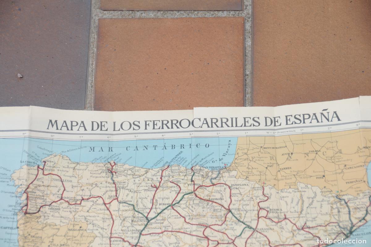 Mapas contempor&aacute;neos: Mapa de los ferrocarriles de Espa&ntilde;a. Editorial Hernando. A&ntilde;o 1950 - Foto 5