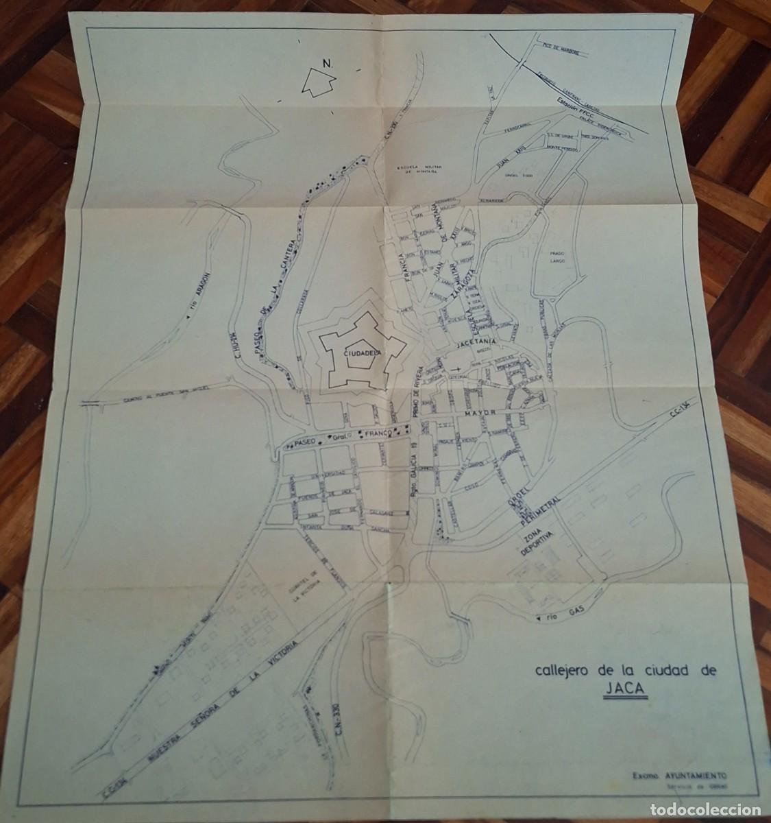 Mapas contempor&aacute;neos: Plano plegable callejero ciudad de Jaca Huesca. Ayuntamiento. 41 x 52 cm