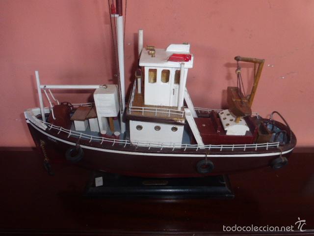 Maquetas: BARCO DE PESCA DE MADERA HECHO Y PINTADO A MANO - Foto 4