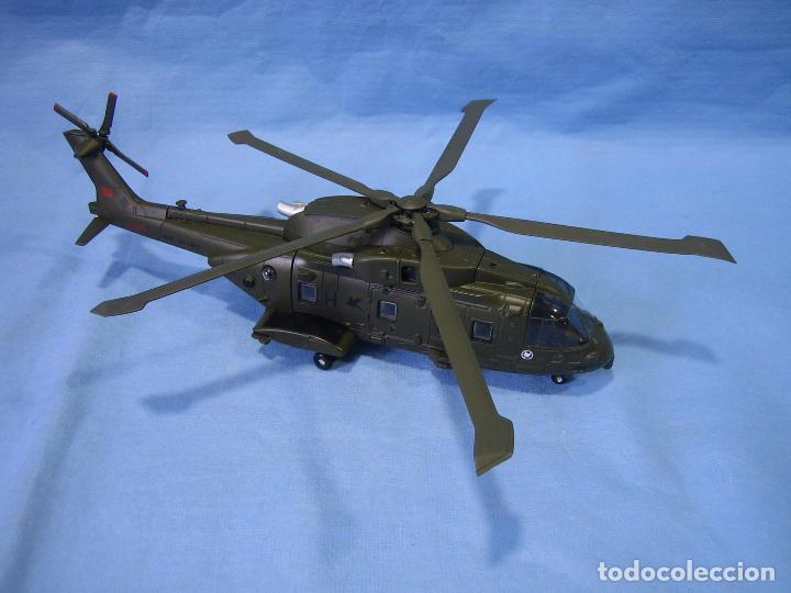 Maquetas: Maqueta de montaje. Helicoptero - Foto 2