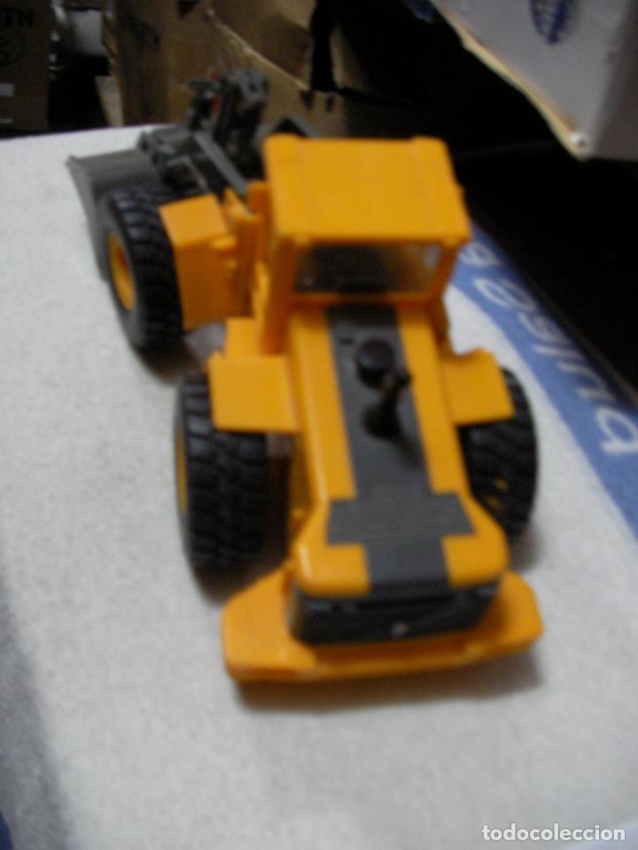Maquetas: TRACTOR PALA VOLVO TAMA&Ntilde;O MEDIANO - Foto 3