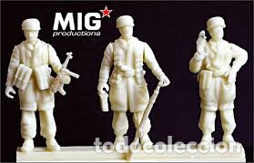 Maquetas: MIG PRODUCTION - GERMAN FALLSCHIRMJAGER     1/72 - Foto 1