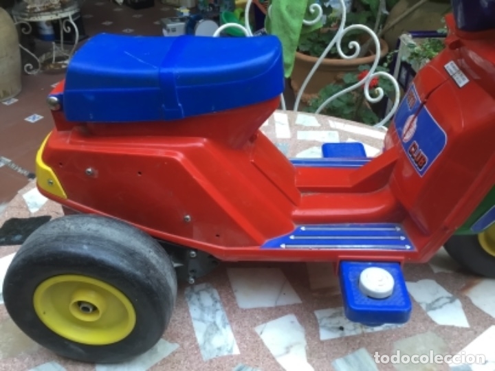 Maquetas: Mini scooter a&ntilde;os 70 a baterias - Foto 4
