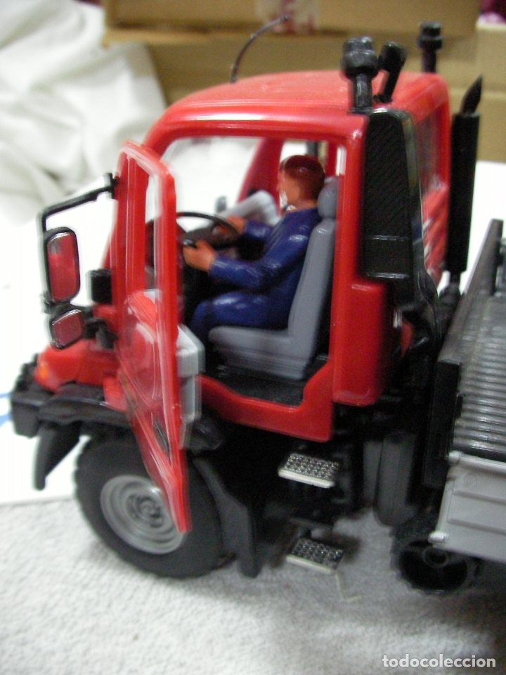 Maquetas: ESPECTACULAR CAMION CON VOLQUETE CON FIGURA - Foto 1