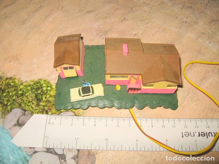 Maquetas: CHALET CON GARAJE Y VEH&Iacute;CULO - Foto 1