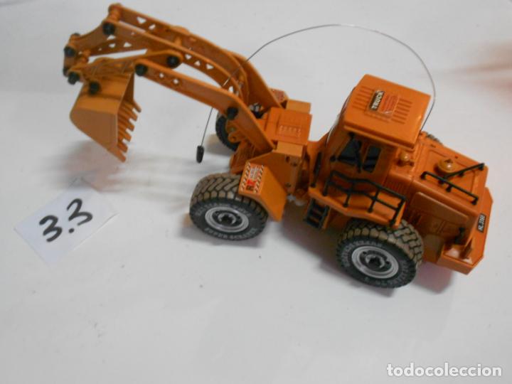 Maquetas: ESPECTACULAR RETROESCAVADORA GRAN TAMA&Ntilde;O - Foto 2